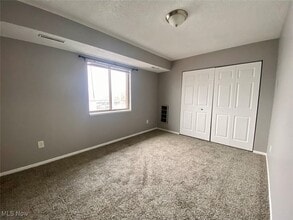 2595 Terrace Ave in Akron, OH - Building Photo - Building Photo