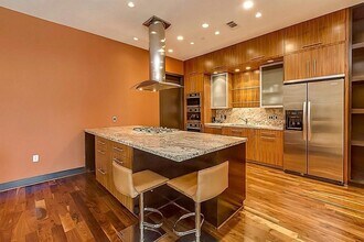 1600 Post Oak Blvd, Unit 1202 in Houston, TX - Building Photo - Building Photo