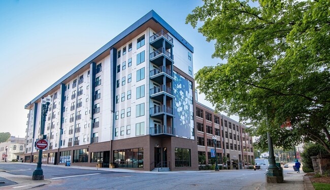 Novi Flats in Concord, NC - Foto de edificio - Building Photo