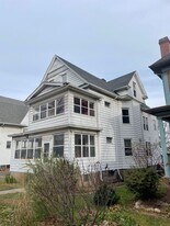 80-80 Oxford St in Hartford, CT - Building Photo