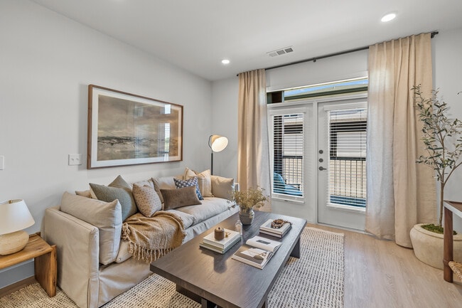 The Dawson on 360 in Arlington, TX - Building Photo - Interior Photo