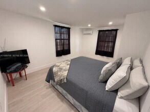 15841 NW 18th Pl in Opa Locka, FL - Building Photo - Building Photo