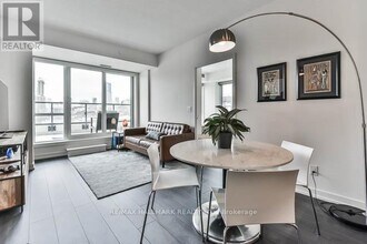 200 Sackville St in Toronto, ON - Building Photo - Building Photo