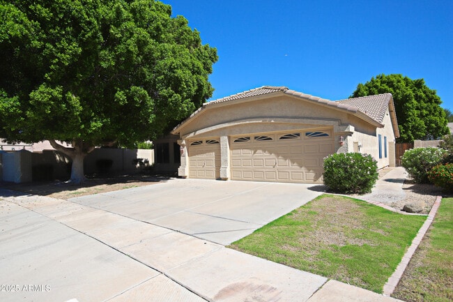 4953 S Moss Dr in Chandler, AZ - Building Photo - Building Photo