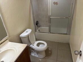 7807 Kimberly Blvd in North Lauderdale, FL - Building Photo - Building Photo