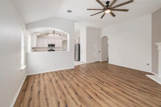 108 Windmill Cir in Leander, TX - Building Photo - Building Photo