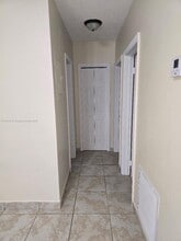 305 N 61st Ave in Hollywood, FL - Building Photo - Building Photo