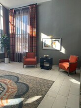 2000 Randi Dr in Aurora, IL - Building Photo - Building Photo