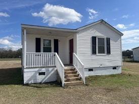 5331 Watering Pond Rd in Pink Hill, NC - Building Photo