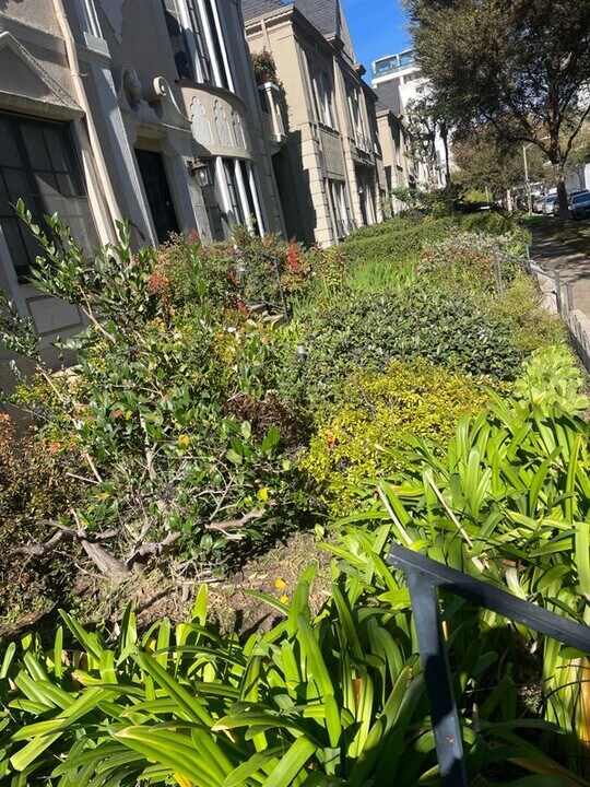 7929 Blackburn Ave in Los Angeles, CA - Building Photo