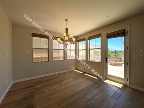 6705 Golden Glen Ln in San Diego, CA - Building Photo - Building Photo