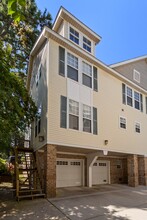 9569 8th Bay St, Unit 9569 8th Bay St in Norfolk, VA - Foto de edificio - Building Photo