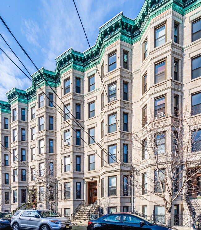 1112 Park Ave in Hoboken, NJ - Building Photo - Building Photo