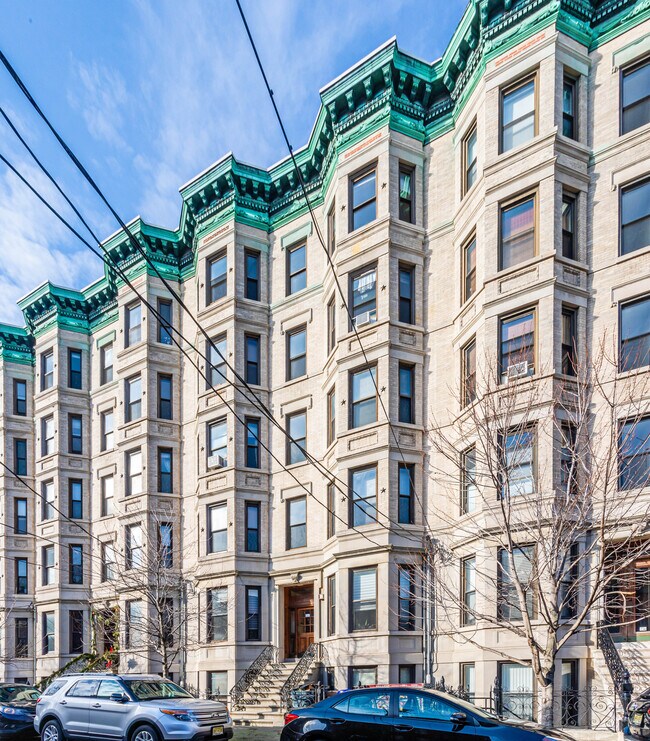 1112 Park Ave in Hoboken, NJ - Foto de edificio - Building Photo