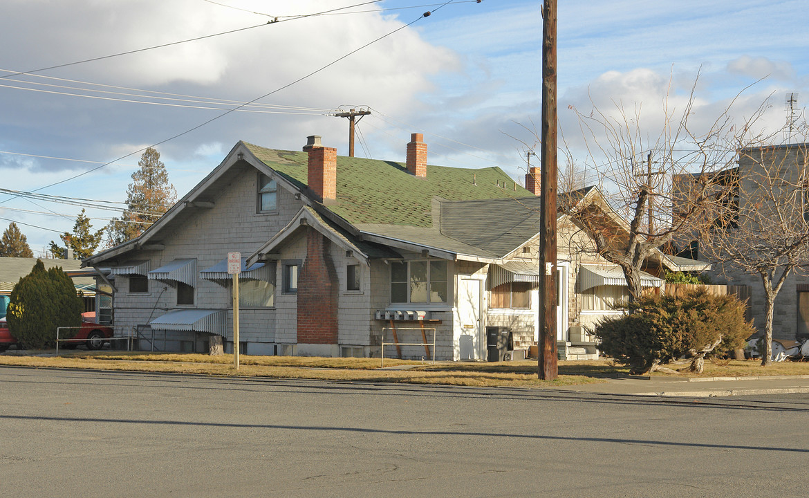 405 S 11th Ave in Yakima, WA - Building Photo