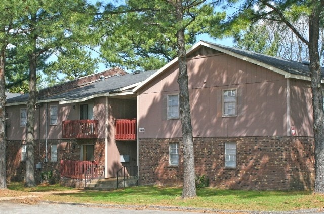 Dogwood Trace in Memphis, TN - Building Photo - Building Photo