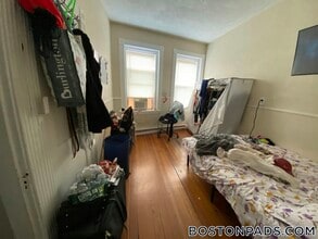 895 Huntington Ave in Boston, MA - Foto de edificio - Building Photo