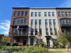 924 King Farm Blvd in Rockville, MD - Building Photo