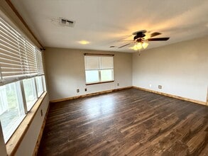 52 Landmark Rd in Ardmore, OK - Building Photo - Building Photo