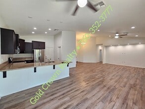 2375 Hazel Ave in Imperial, CA - Building Photo - Building Photo