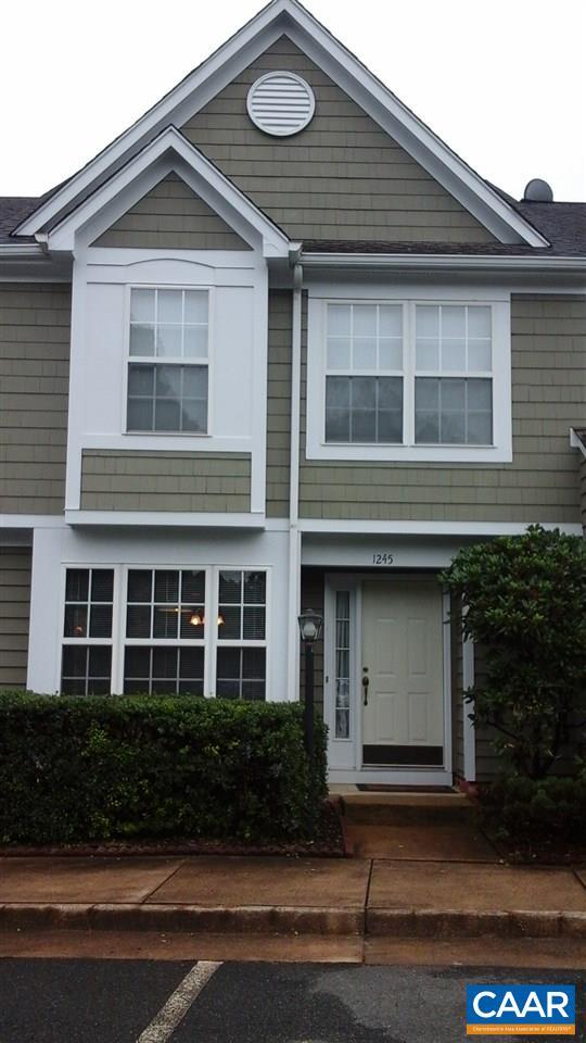 1245 Clifden Green in Charlottesville, VA - Building Photo - Building Photo