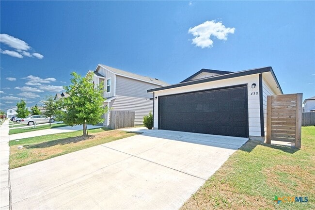 430 Russian Sage in Canyon Lake, TX - Building Photo - Building Photo