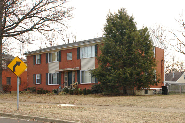 3538 Brockton Ln in Louisville, KY - Foto de edificio - Building Photo