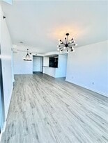 3338 Peachtree Rd NE in Atlanta, GA - Building Photo
