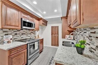 20702 El Toro Rd in Lake Forest, CA - Building Photo - Building Photo