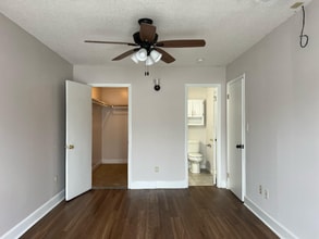 1490 Turkey Ridge Rd in Surfside Beach, SC - Foto de edificio - Building Photo