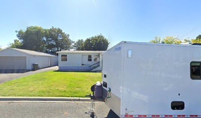 property at 1445 Cliff St