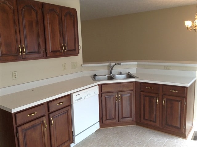 9021 Crimson Oak Dr in Florence, KY - Building Photo - Building Photo