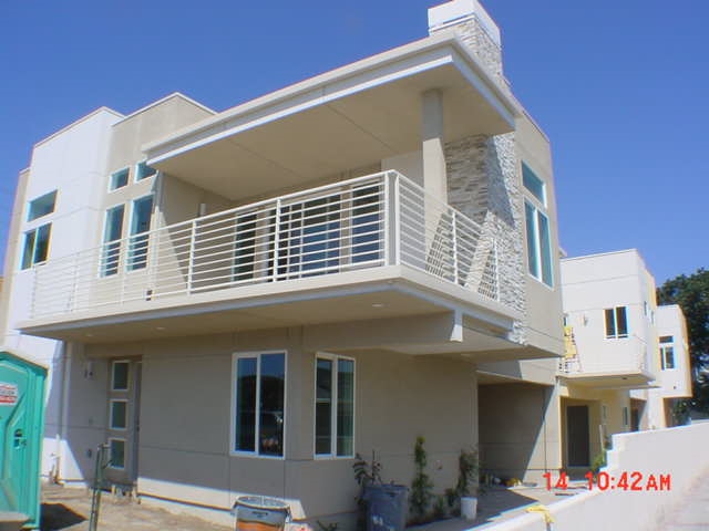 2519 Rockefeller Ln in Redondo Beach, CA - Foto de edificio