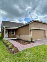 3271 Canna Lily Pl