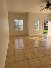 609 Martin Luther King Blvd in Elgin, TX - Building Photo - Building Photo