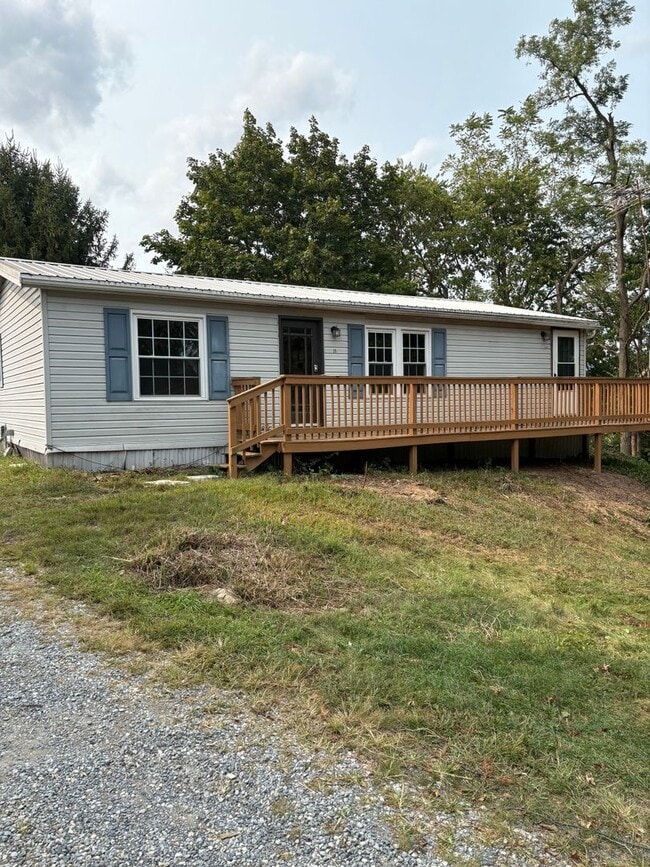 property at 18 Run Rd