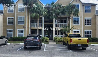 1071 S Hiawassee Rd in Orlando, FL - Building Photo
