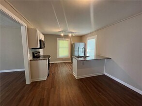 48 Quarry St in Gainesville, GA - Building Photo - Building Photo