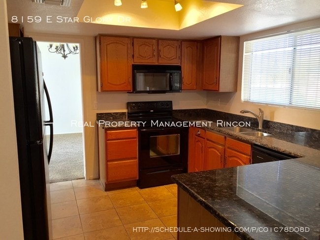 8159 E Star Glory Dr in Tucson, AZ - Building Photo - Building Photo