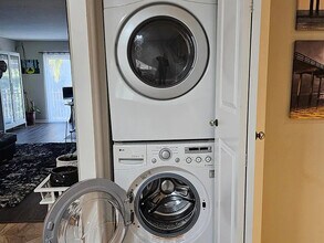 2622 Torrey Pines Rd in San Diego, CA - Building Photo - Building Photo