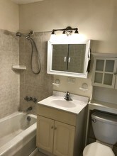 2600 Park Ave, Unit 7J in Bridgeport, CT - Foto de edificio - Building Photo