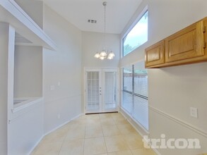 2520 Butterfield Dr in Fort Worth, TX - Building Photo - Building Photo