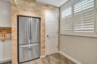 2070 Homewood Blvd, Unit crosswind in Delray Beach, FL - Foto de edificio - Building Photo