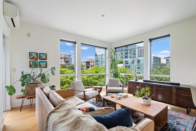 property at 1125 NW 9th Ave