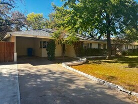 5118 N 18th Pl in Phoenix, AZ - Building Photo
