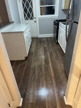 24 N Bernice Ave in Baltimore, MD - Foto de edificio - Building Photo