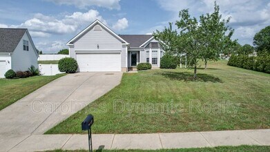 120 Lantana Dr in Mount Holly, NC - Building Photo - Building Photo