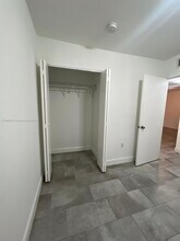 501 NW 30th St in Miami, FL - Building Photo - Building Photo