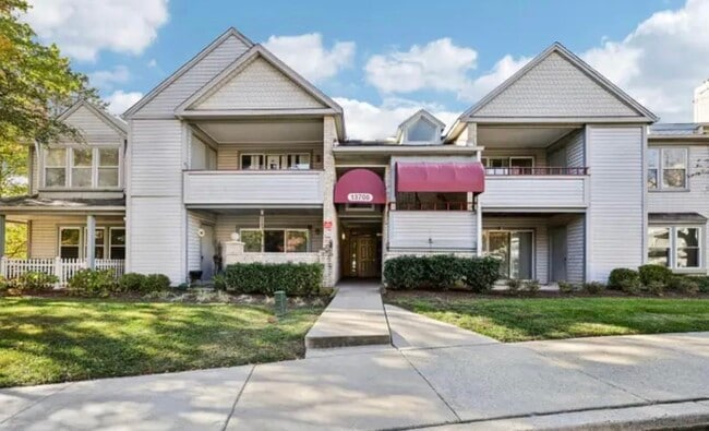13700 Modrad Way, Unit 8A33 in Silver Spring, MD - Building Photo - Building Photo