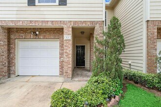 816 Sterling Creek Cir in Katy, TX - Building Photo - Building Photo